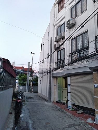 Cho thuê nhà riêng, mặt đường, đường thông