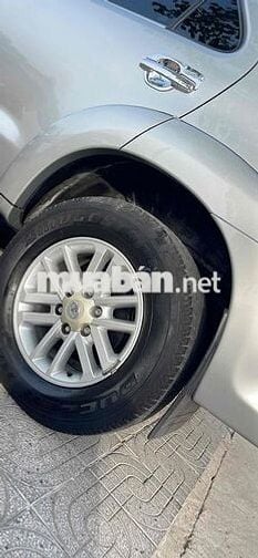 Toyota Fortuner 2014 2.5G 4x2 - 238000 km