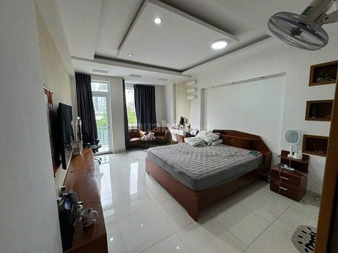 Nhà nguyên căn có hầm, full nội thất, khu An Phú An Khánh, quận 2