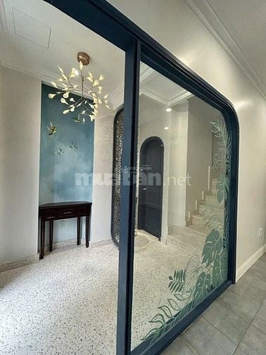 Cho thuê căn Góc 2MT Lam Sơn, P6, Bình Thạnh