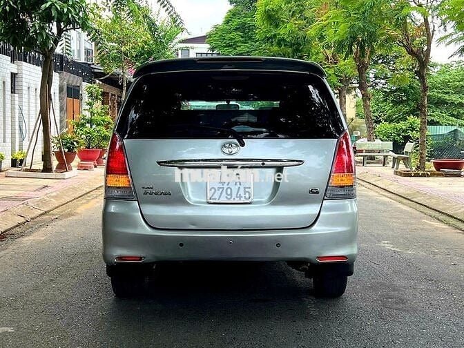 Toyota Innova 2010 G - Ghi bạc đẹp