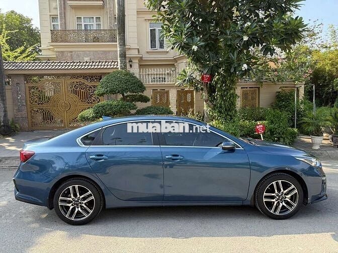 Kia Cerato 2021 1.6 AT LUXURY - 49000 km