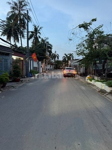Bán nhà 2 tầng, ngang 6m, hẻm oto tới nhà , khu phân lô Lã Xuân Oai-Q9