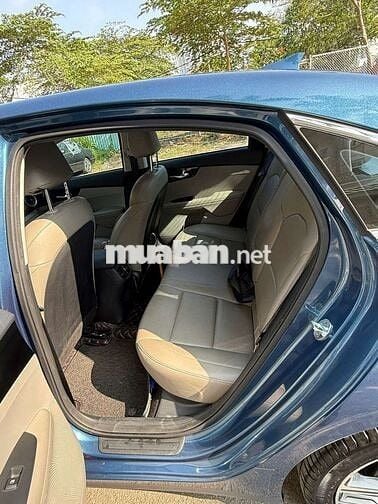 Kia Cerato 2021 1.6 AT LUXURY - 49000 km
