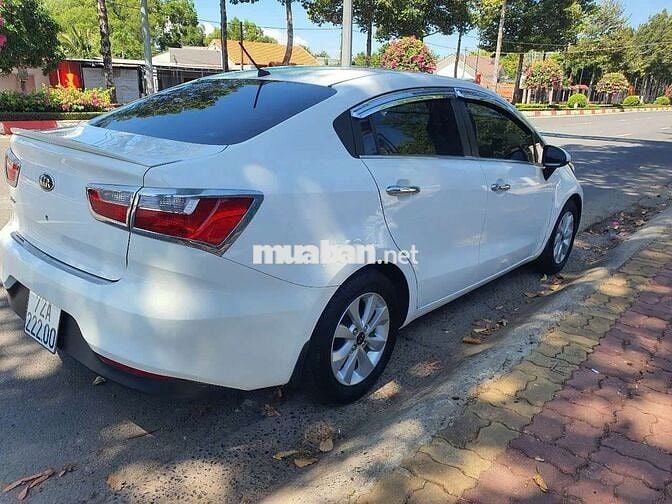 Kia Rio 2017 1.4 MT Sedan - 101143 km