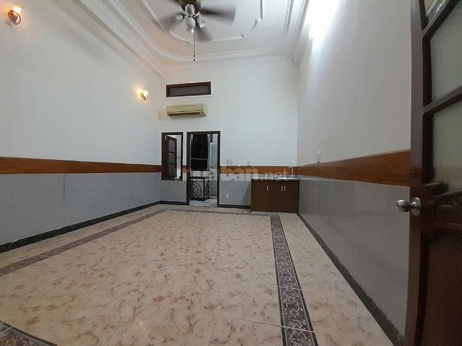 CHO THUÊ PHÒNG RỘNG 30M² – CỬA SỔ LỚN – GẦN SÂN BAY TÂN SƠN NHẤT – 3.8