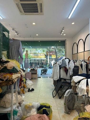 BÁN NHÀ MẶT PHỐ DỊCH VỌNG HẬU, 8 TẦNG VĂN PHÒNG VIP, 71M2, GIÁ 35,5TỶ
