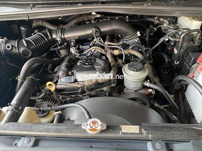 Toyota Innova 2017 2.0E - 170523 km