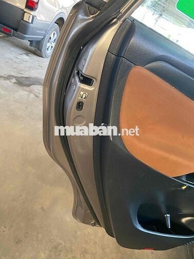Toyota Innova 2017 2.0E - 170523 km