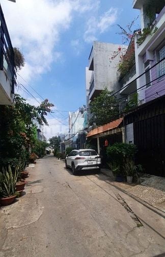 NHÀ 5 TẦNG HXH HUỲNH TẤN PHÁT - GẦN CHỢ PHÚ XUÂN. GIÁP PHÚ MỸ HƯNG Q7