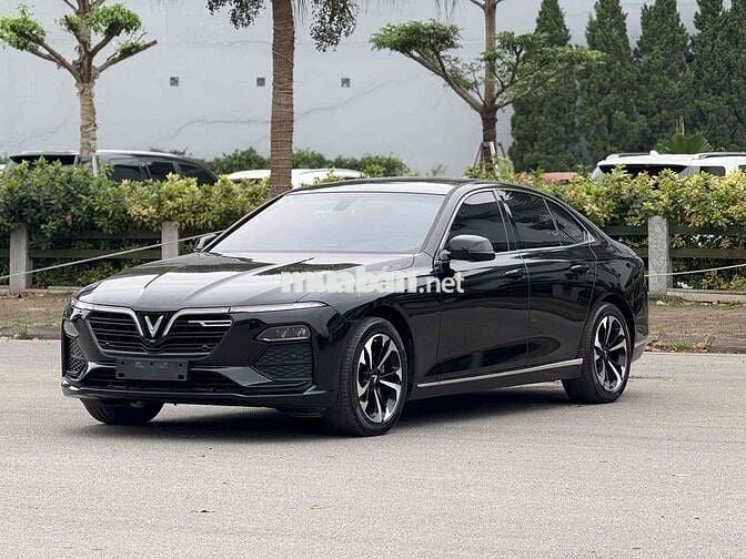Lux A Base 2022 đẹp xuất sắc đi 34.000km