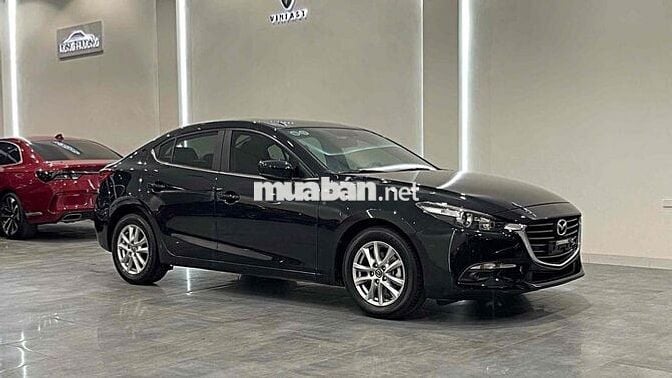 Mazda 3 2018 1.5 AT Sedan - 30000 km ***