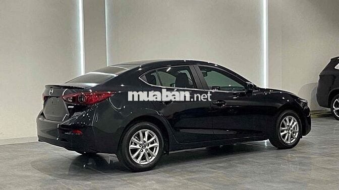Mazda 3 2018 1.5 AT Sedan - 30000 km ***