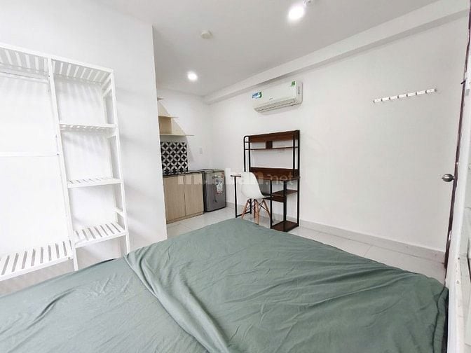 Phòng 16m2-4,5tr, cửa sổ, kệ bếp, full nội thất, thang máy, 24/24 