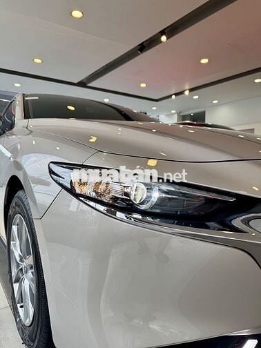 MAZDA 3 - ƯU ĐÃI TIỀN MẶT - QUÀ TẶNG PHỤ KIỆN