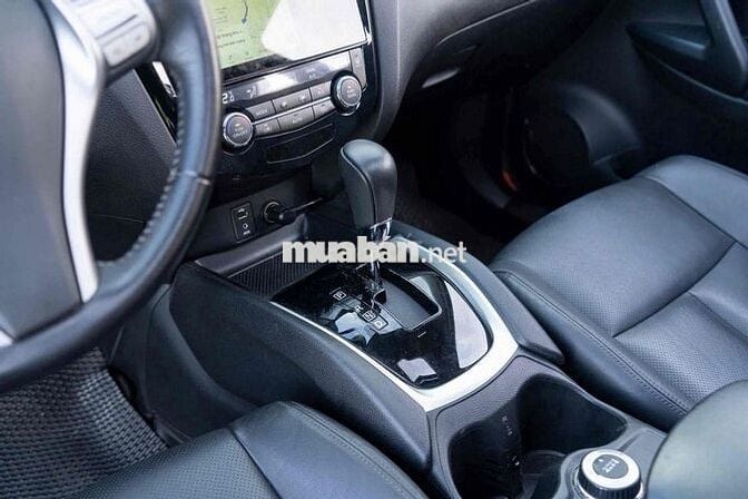 Nissan X trail 2019 2.5 SV Premium 4WD Xem Xe SG