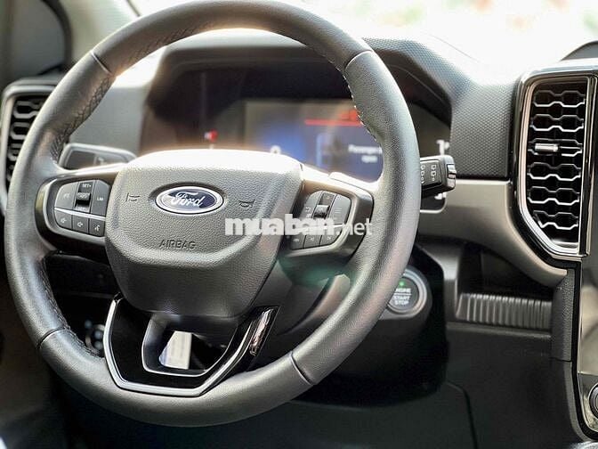 Ford Everest sx 2023 2.0L AT 4x2 - 37000 km