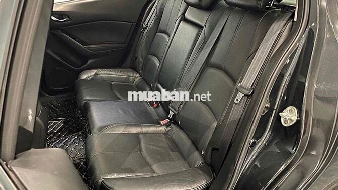 Mazda 3 2018 1.5 AT Sedan - 30000 km ***