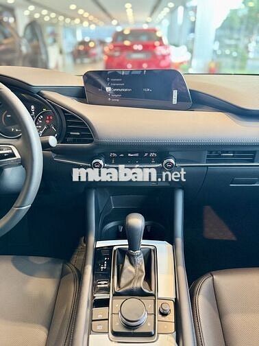 MAZDA 3 - ƯU ĐÃI TIỀN MẶT - QUÀ TẶNG PHỤ KIỆN