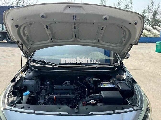 Hyundai i20 2015 Active 1.4 AT - 92000 km