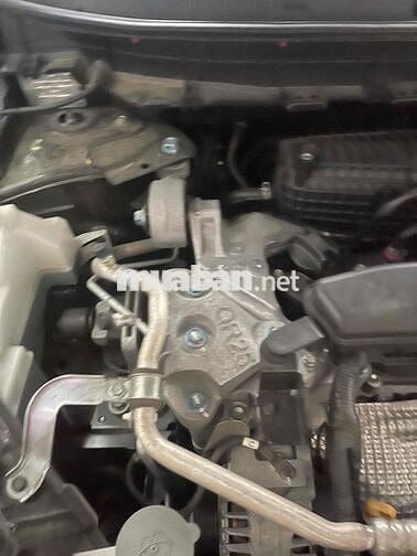 Nissan X trail 2017 2.5 SV 4WD - 82000 km