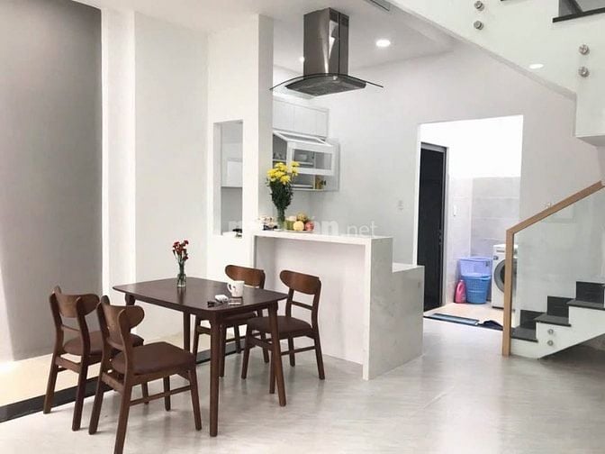 Kẹt vốn cân bán nhanh nhà mặt tiền đường nhựa tại thị trấn Tân Túc