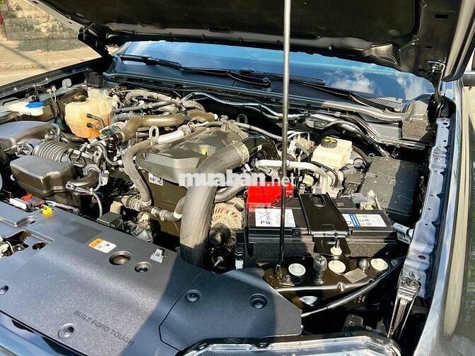 Ford Everest sx 2023 2.0L AT 4x2 - 37000 km
