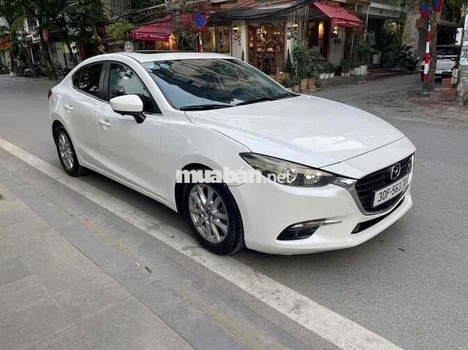 Mazda 3 2017 1.5 AT Sedan - 78000 km