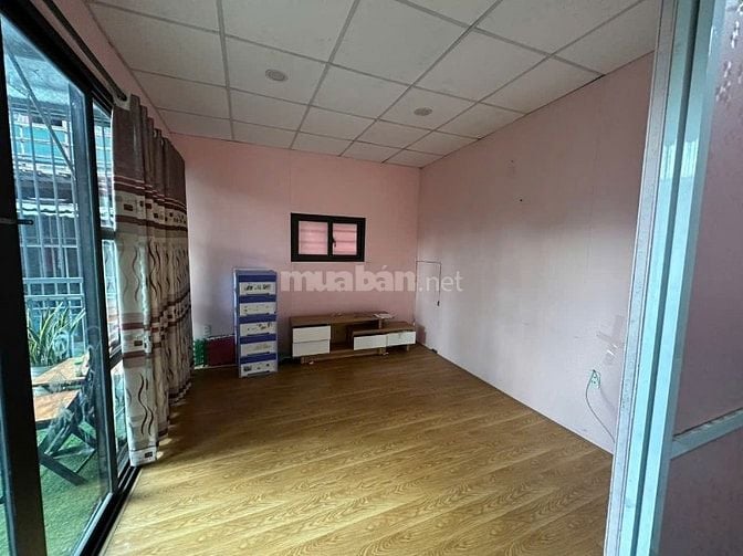 Chính chủ cho thuê căn hộ tập thể Cao Su Sao Vàng dg Khương Đình