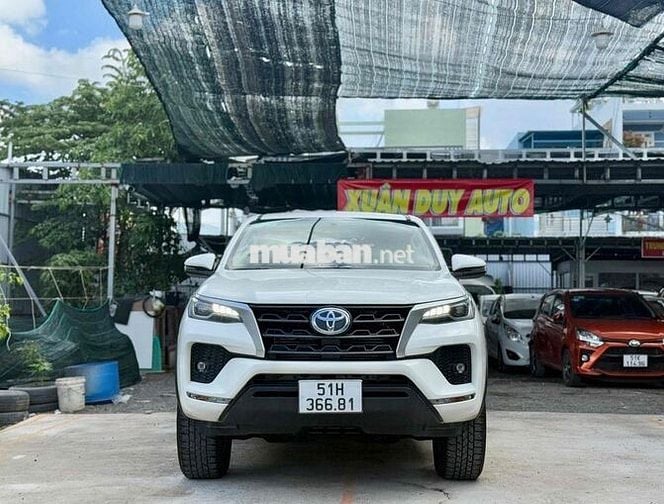 Toyota Fortuner 2.4G 12/2020 Số Sàn, đẹp zin 100%