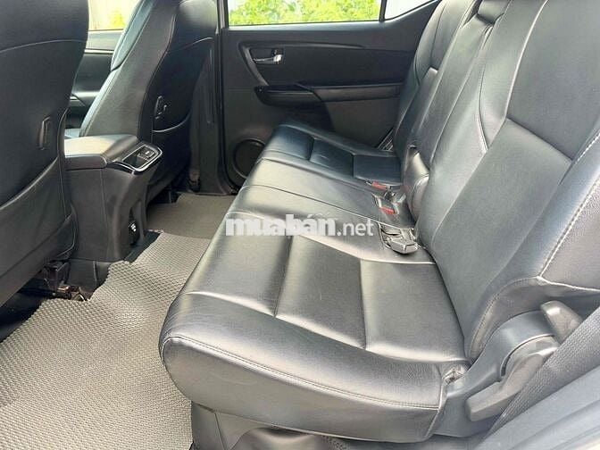 Toyota Fortuner 2.4G 12/2020 Số Sàn, đẹp zin 100%