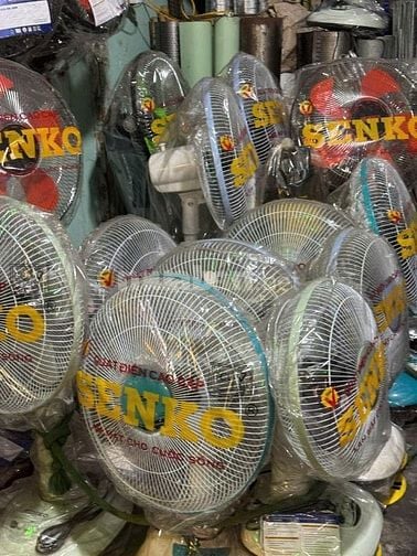 Sang cửa hàng điện gia dụng Nguyễn Ảnh Thủ, Quận 12, 4x25m, 350tr
