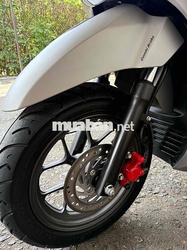 Lead 4val Bạc nhám 2024 chạy lướt bán giao lưu