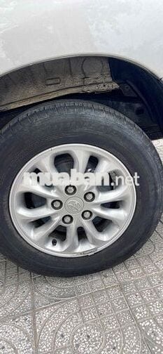 Toyota Innova 2014 E - 156000 km