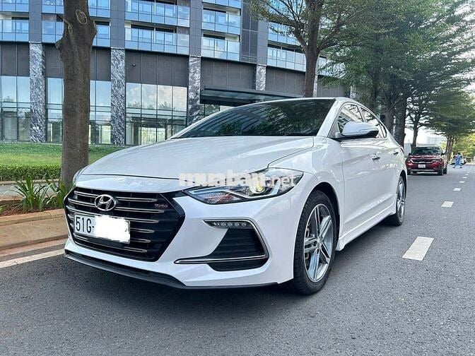 Hyundai Elantra 1.6L Sport 2018, Đi 25.000km 1 Chủ