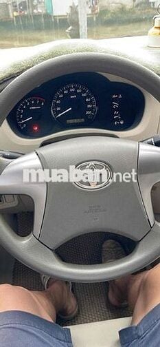 Toyota Innova 2014 E - 156000 km