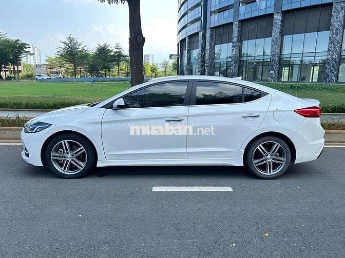 Hyundai Elantra 1.6L Sport 2018, Đi 25.000km 1 Chủ