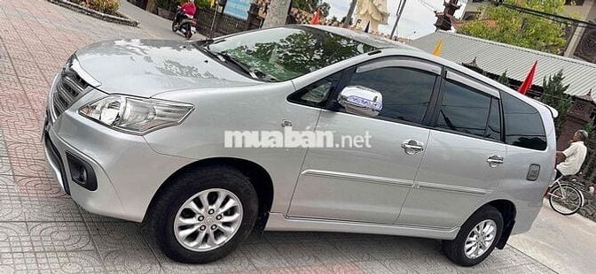 Toyota Innova 2014 E - 156000 km