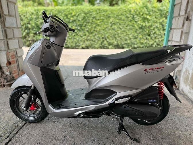 Lead 4val Bạc nhám 2024 chạy lướt bán giao lưu