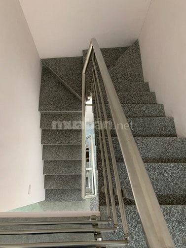 Cho thuê cả nhà 207A phố Thụy Khuê Tây Hồ 2 mặt phố, khu vực trung tâm