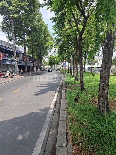 Bán nhà MT đường Hoàng Sa, P. Đakao, Q1. 3.8M X 17M.2L. 17.5 TỶ