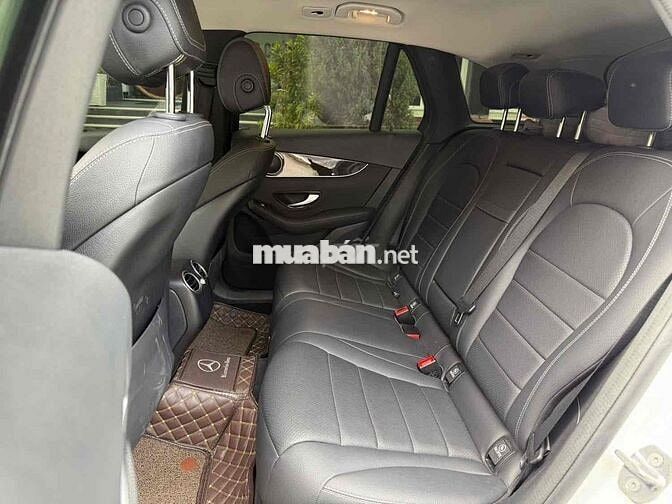GLC200 ĐLKĐ 2020 đi 3v màu trắng siêu hiếm