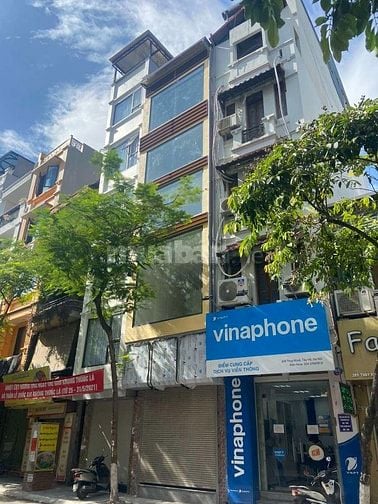 Cho thuê cả nhà 207A phố Thụy Khuê Tây Hồ 2 mặt phố, khu vực trung tâm