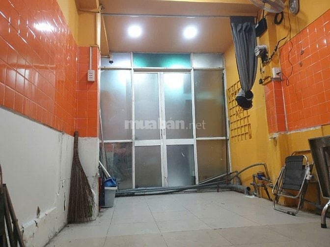 Cho thuê nhà mặt phố Lê Văn Duyệt, phường 1, Q.Bình Thạnh, gần chợ