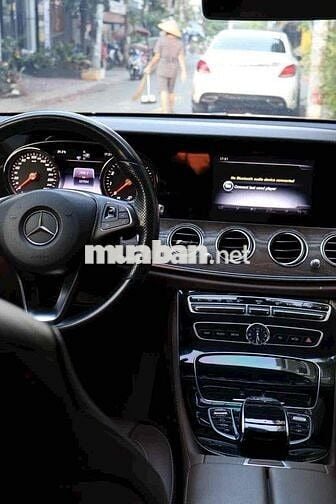 Mercedes Benz 2017 E200 103000 k