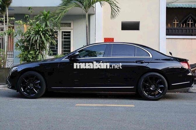 Mercedes Benz 2017 E200 103000 k