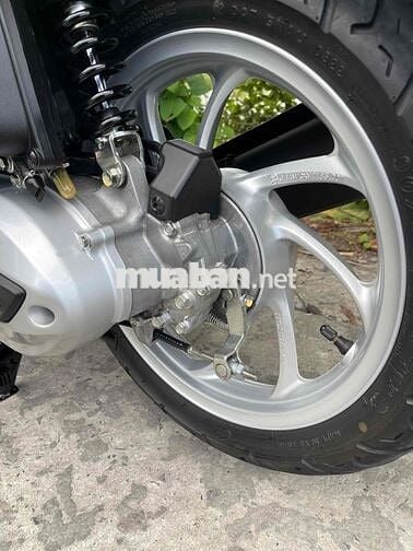 Cần bán vision đời mới xe lướt đẹp keng