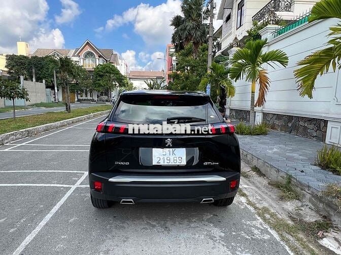 Peugeot 2008 2022 GT Line 1.2 AT - 13102 km