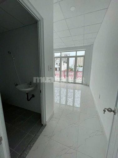 Mặt Tiền Phan Văn Trị Ngay Emart Sát Nguyễn Thái Sơn 4x18m 4 Tầng 28Tr