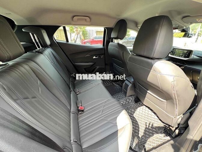 Peugeot 2008 2022 GT Line 1.2 AT - 13102 km